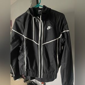 Nike windbreaker Sz medium